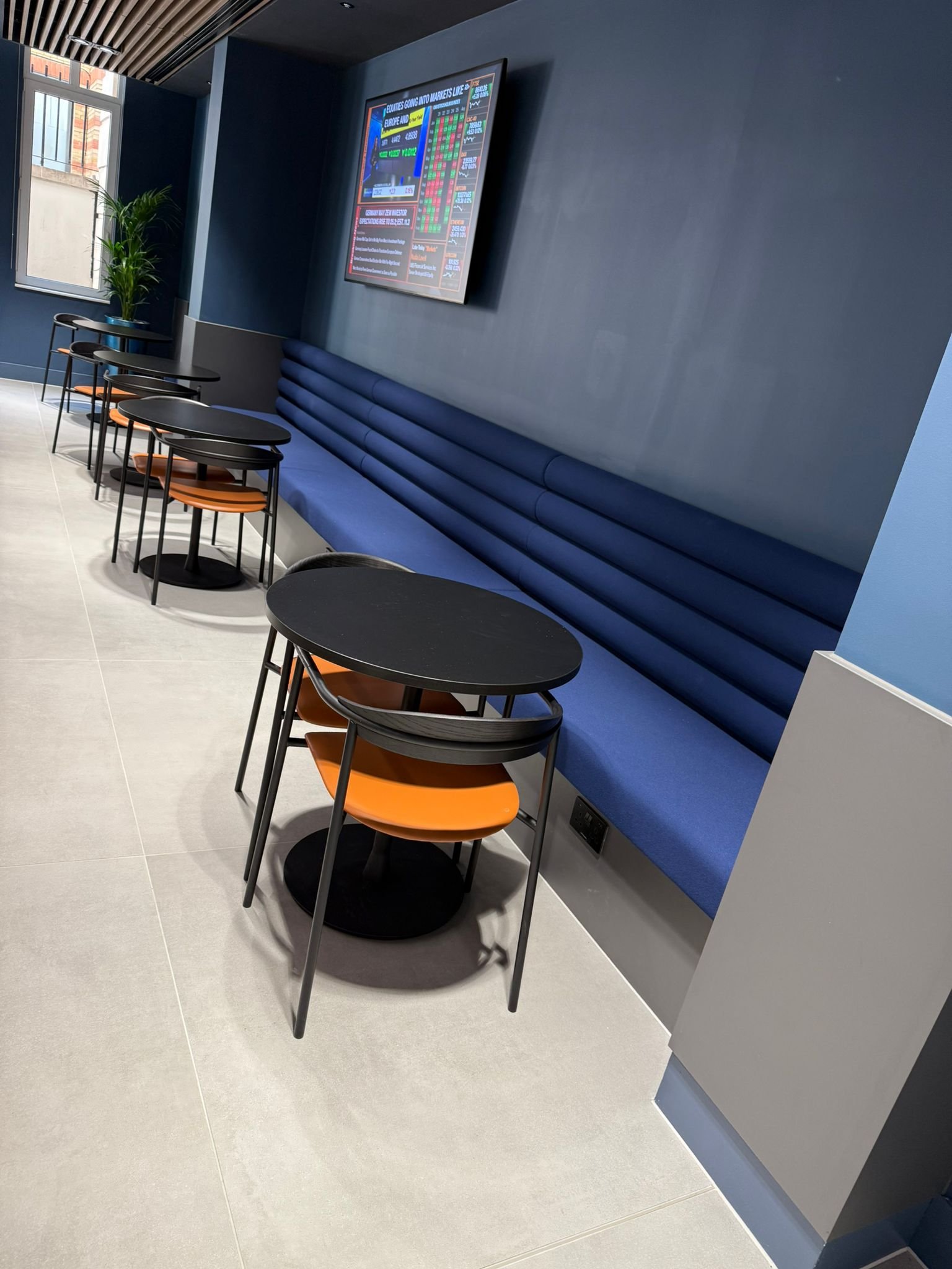 Bespoke Commercial Banquette Seating in Harpenden, Hertfordshire